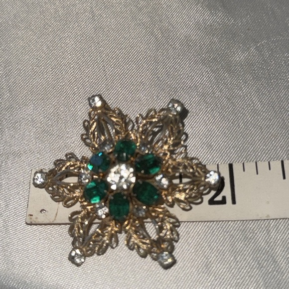 Vintage 1940’s Scitarelli Signed Brooch Gold Filigree Green & Clear Rhinestones - Picture 7 of 10